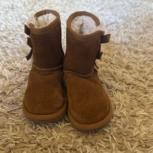 Never worn Ugg Cozy Koolaburra Brown Kids Boots